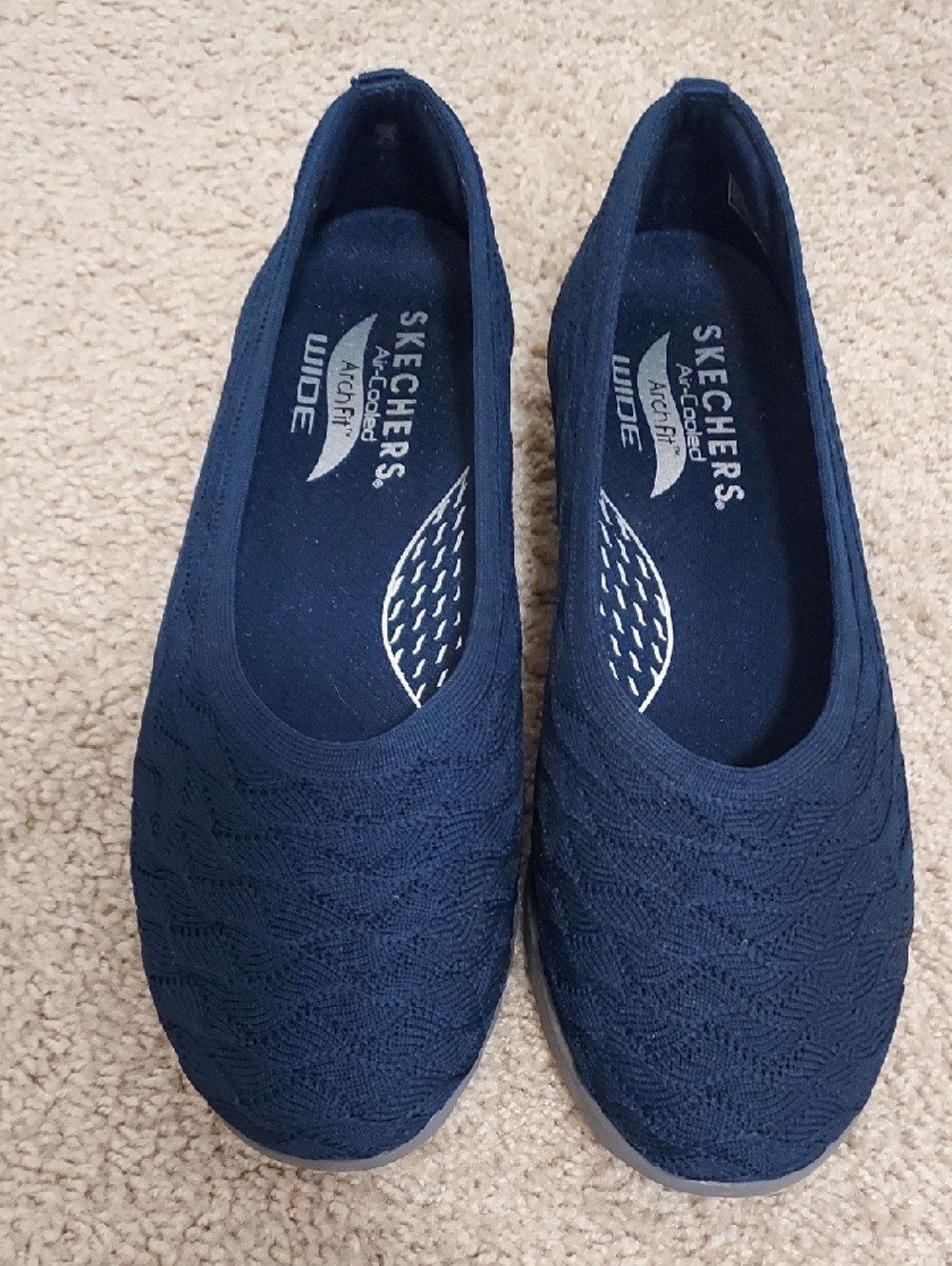 Skechers Air- COOLED Flats